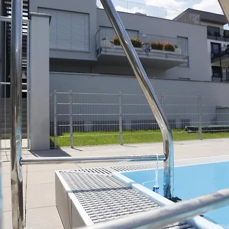 Rooftop Terrace, Free Garage Parking And Pool! Vienna Exterior photo