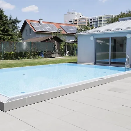 Rooftop Terrace, Free Garage Parking And Pool! Vienna Exterior photo