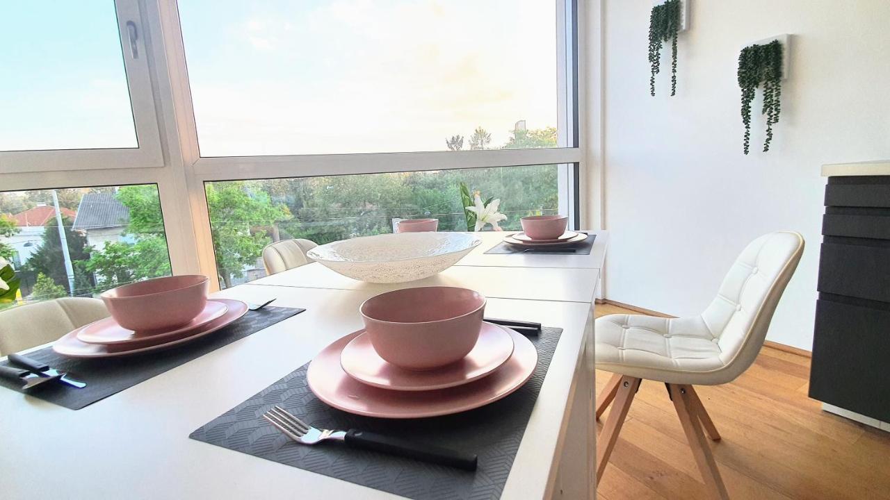 Apartment Rooftop Terrace, Free Garage Parking And Pool! Vienna